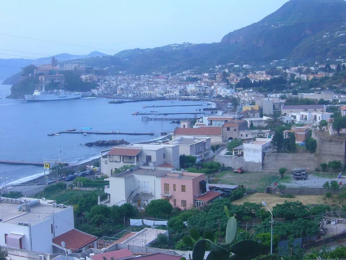 Casa Eolia _ Residenza Villa Città di Lipari 0*,